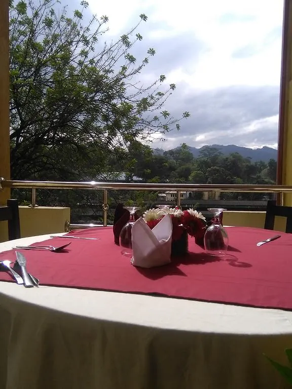Jayabima Grand Hotel Nawalapitiya